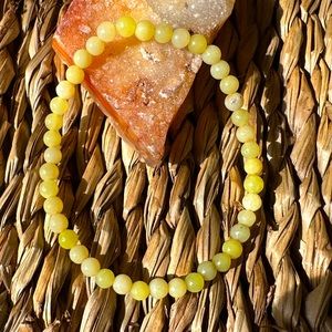 Lemon Jade super dainty beaded bracelet/ harmony and balance healing crystal